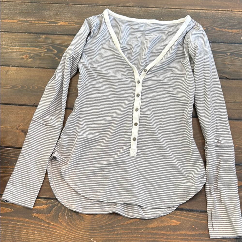 Striped V-Neck Lululemon Long Sleeve Top